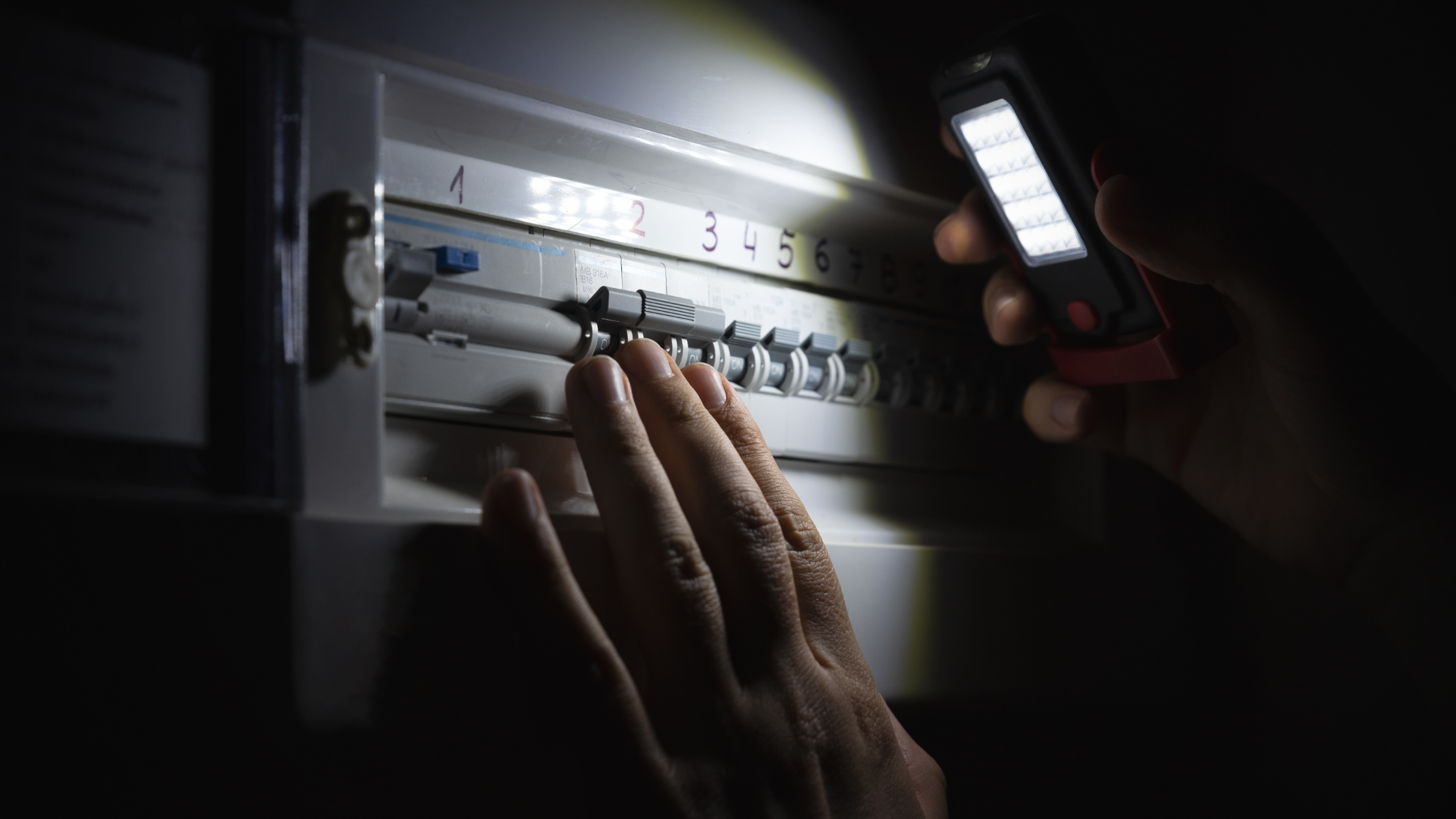 Staying Resilient: 7 Power Outage Tips for Small Business Owners